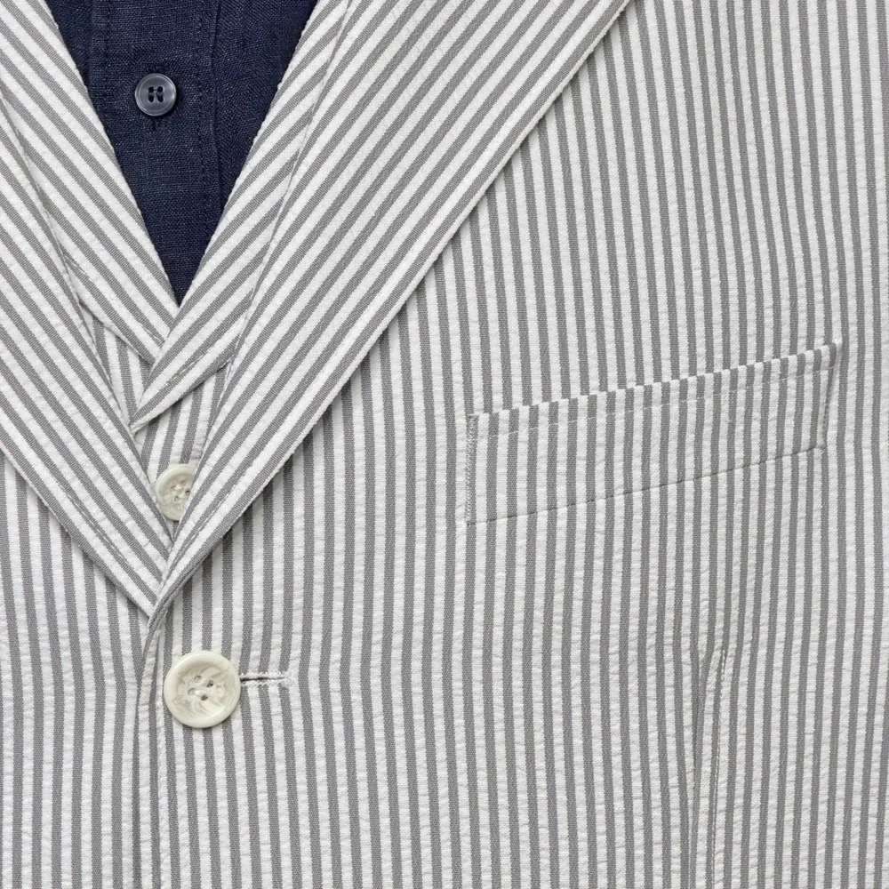 Mecca Men Seersucker Blazer and Vest Set Gray White Striped 3 Button Suit Jacket